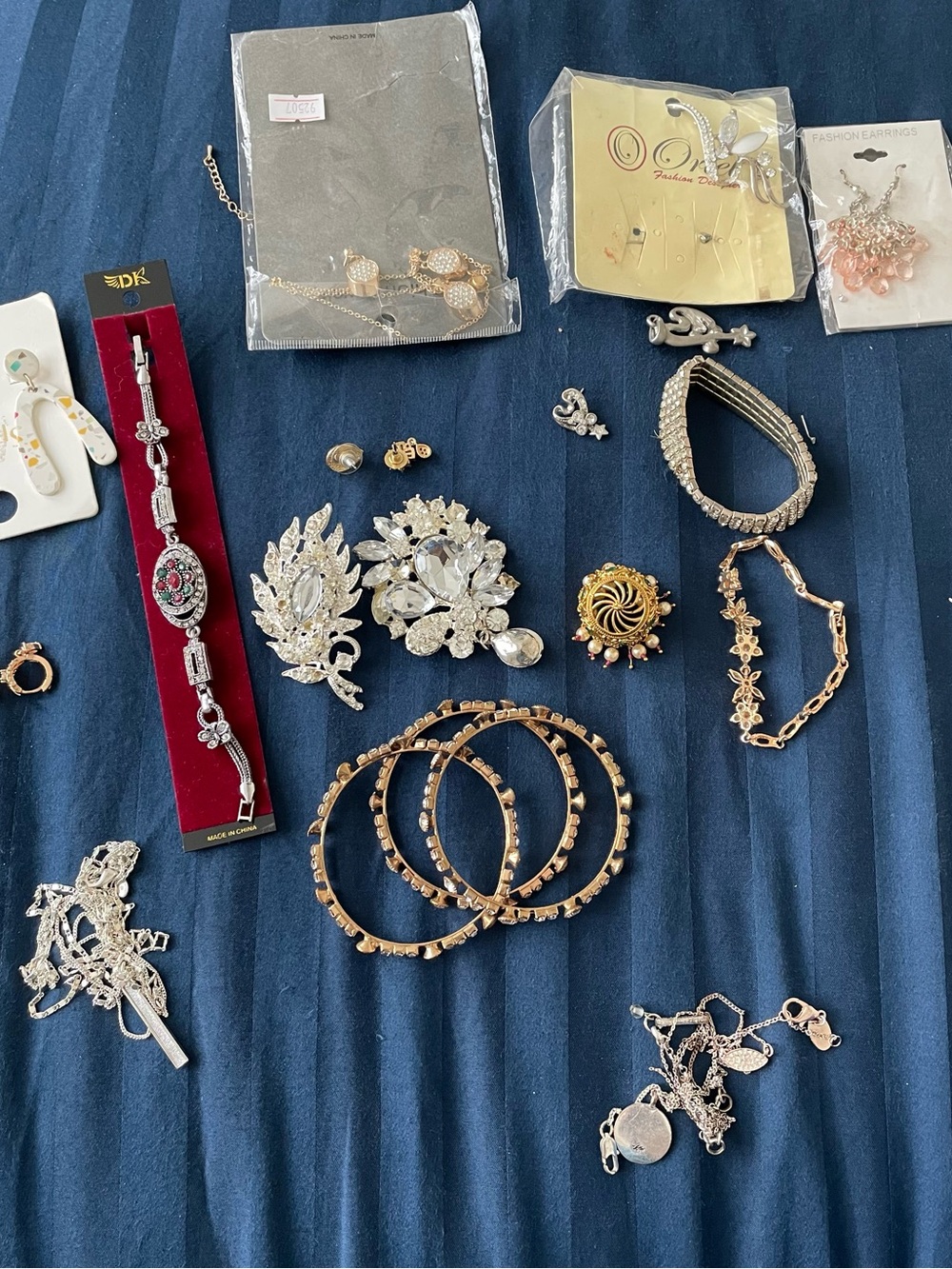 Gold and Silver Mixed Women's Bracelet and Earring Set - Unbranded